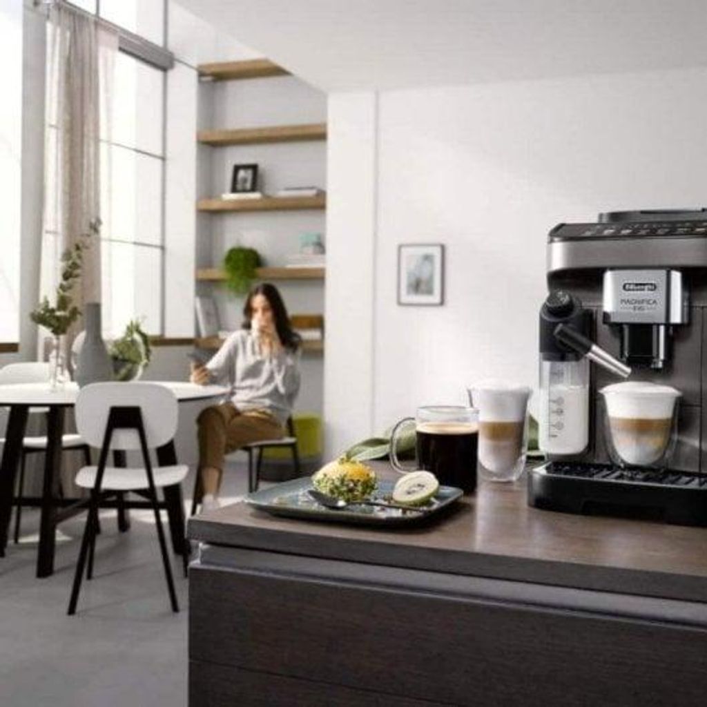 De'Longhi DeLonghi ECAM 290.81.TB Magnifica Evo Milk, Kaffee - Vollautomat, titanium/schwarz