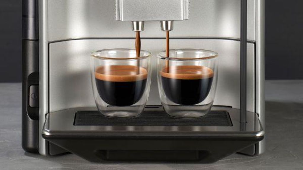 Siemens EQ.6 plus s300, Espressomaschine, 1,7 l, Kaffeebohnen, Gemahlener Kaffee, Eingebautes Mahlwerk, 1500 W, Schwarz, Grau