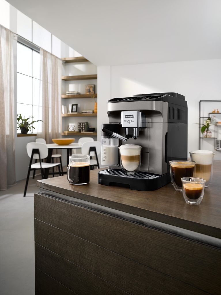 De'Longhi DeLonghi ECAM 290.81.TB Magnifica Evo Milk, Kaffee - Vollautomat, titanium/schwarz